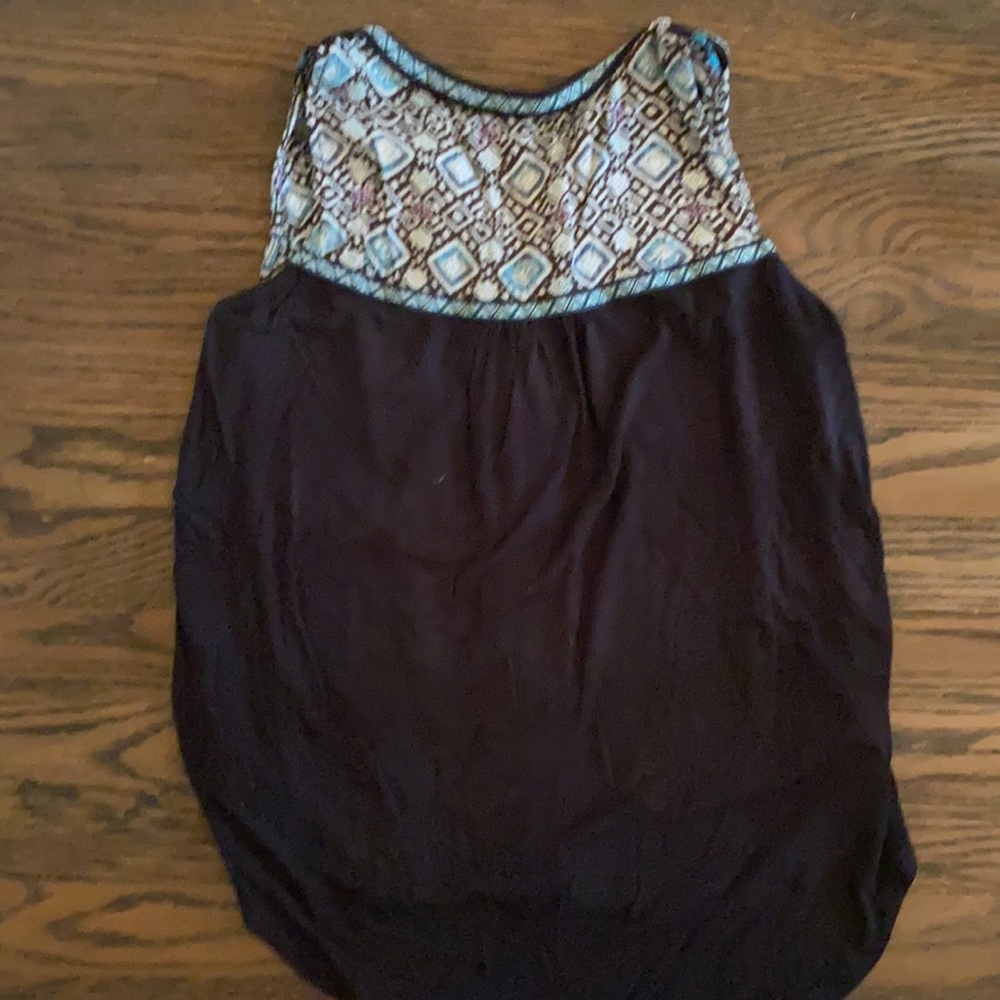 Common Thread Tribal Pattern Blouse - Picture 4 of 4